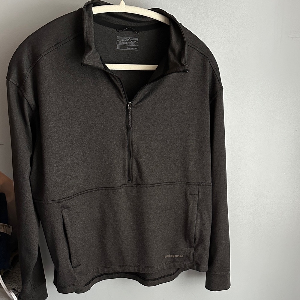 Patagonia Dark Gray Quarter-Zip Pullover